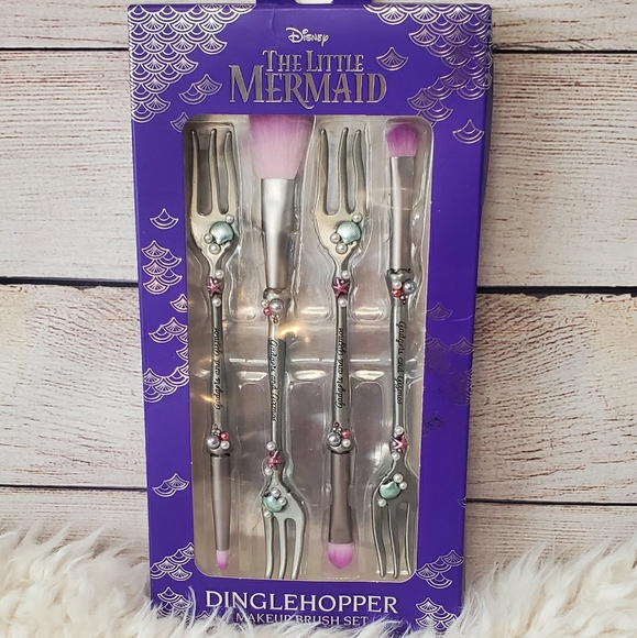 Her Universe Other - RARE Little Mermaid Dinglehopper Makeup Brush Set